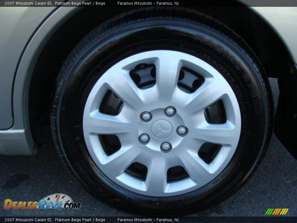2007 Mitsubishi Galant ES Platinum Beige Pearl / Beige Photo #6