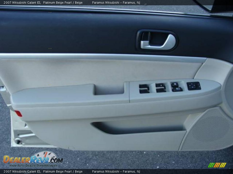 2007 Mitsubishi Galant ES Platinum Beige Pearl / Beige Photo #8