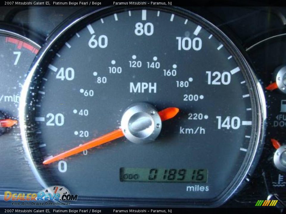 2007 Mitsubishi Galant ES Platinum Beige Pearl / Beige Photo #12
