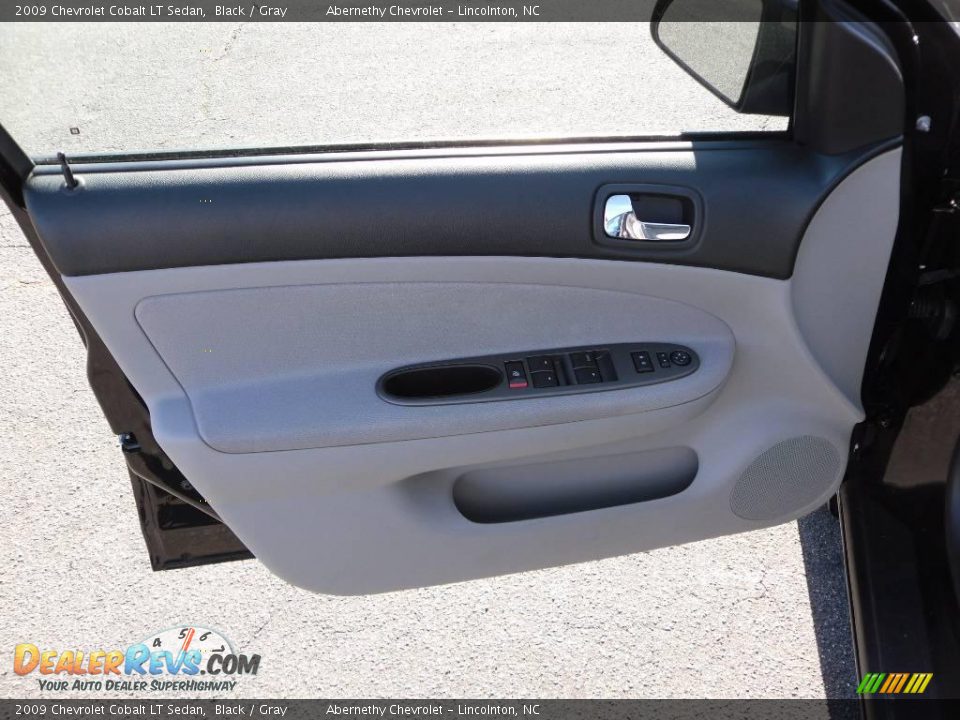 2009 Chevrolet Cobalt LT Sedan Black / Gray Photo #6