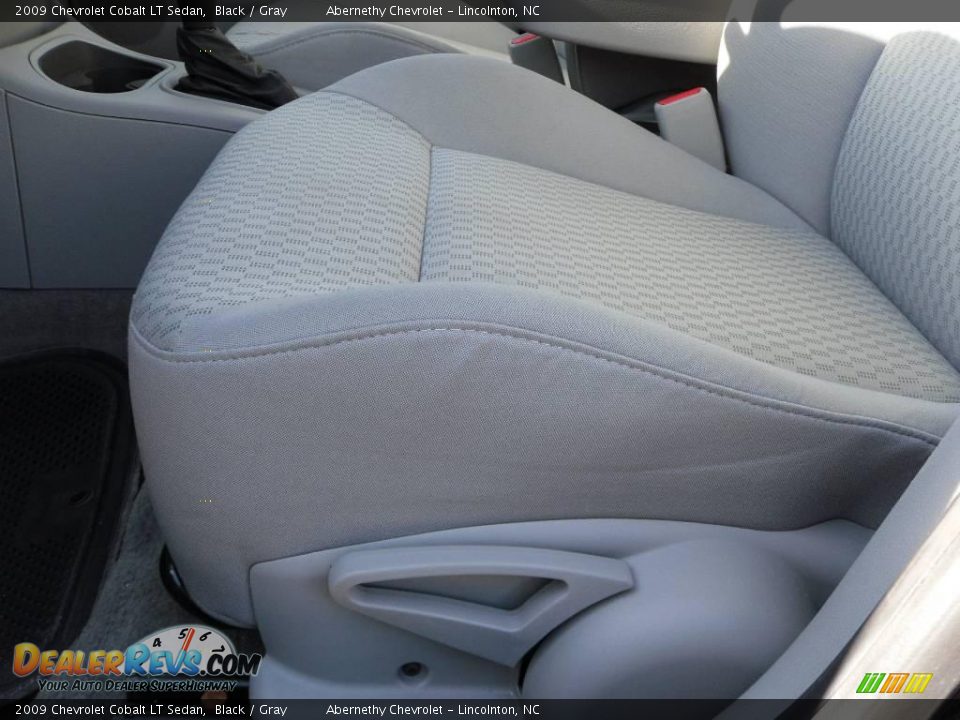 2009 Chevrolet Cobalt LT Sedan Black / Gray Photo #8
