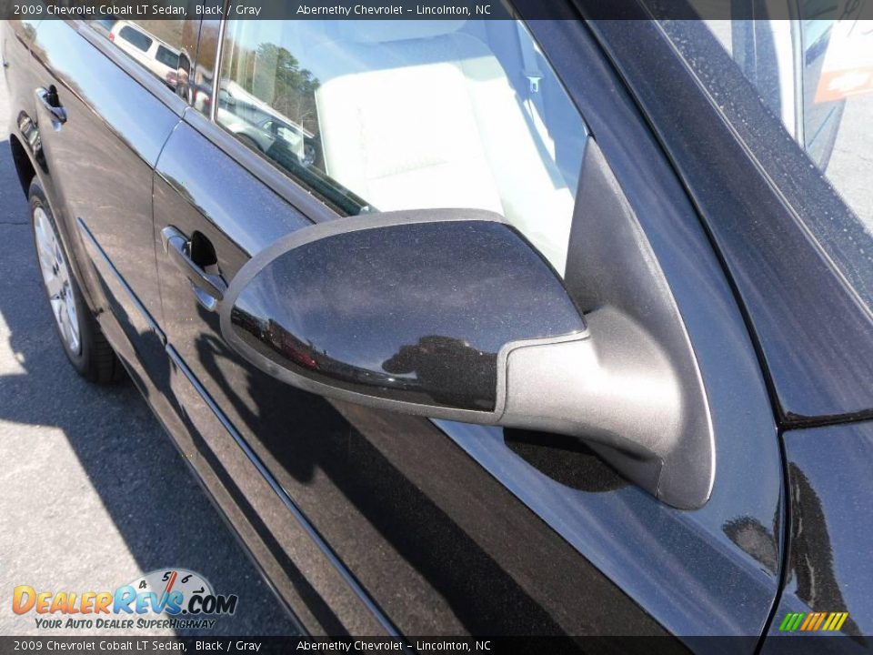2009 Chevrolet Cobalt LT Sedan Black / Gray Photo #17