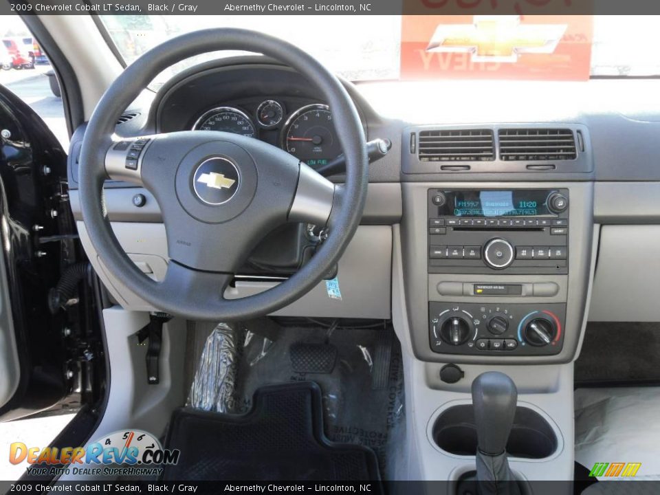 2009 Chevrolet Cobalt LT Sedan Black / Gray Photo #20
