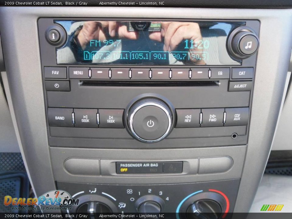 2009 Chevrolet Cobalt LT Sedan Black / Gray Photo #23