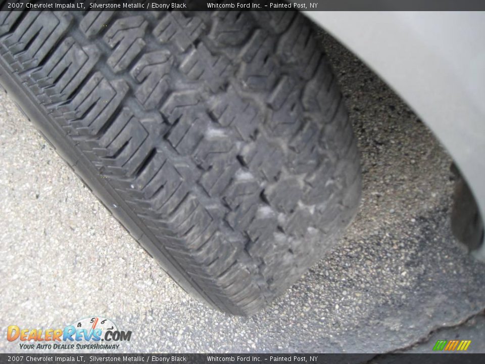 2007 Chevrolet Impala LT Silverstone Metallic / Ebony Black Photo #4
