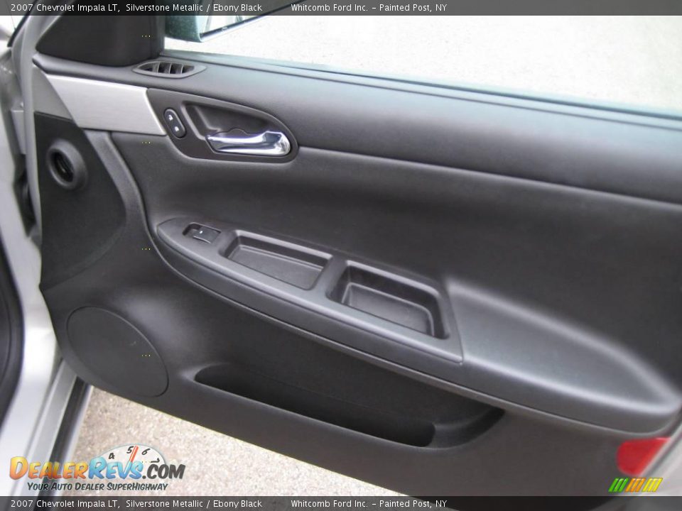 2007 Chevrolet Impala LT Silverstone Metallic / Ebony Black Photo #11