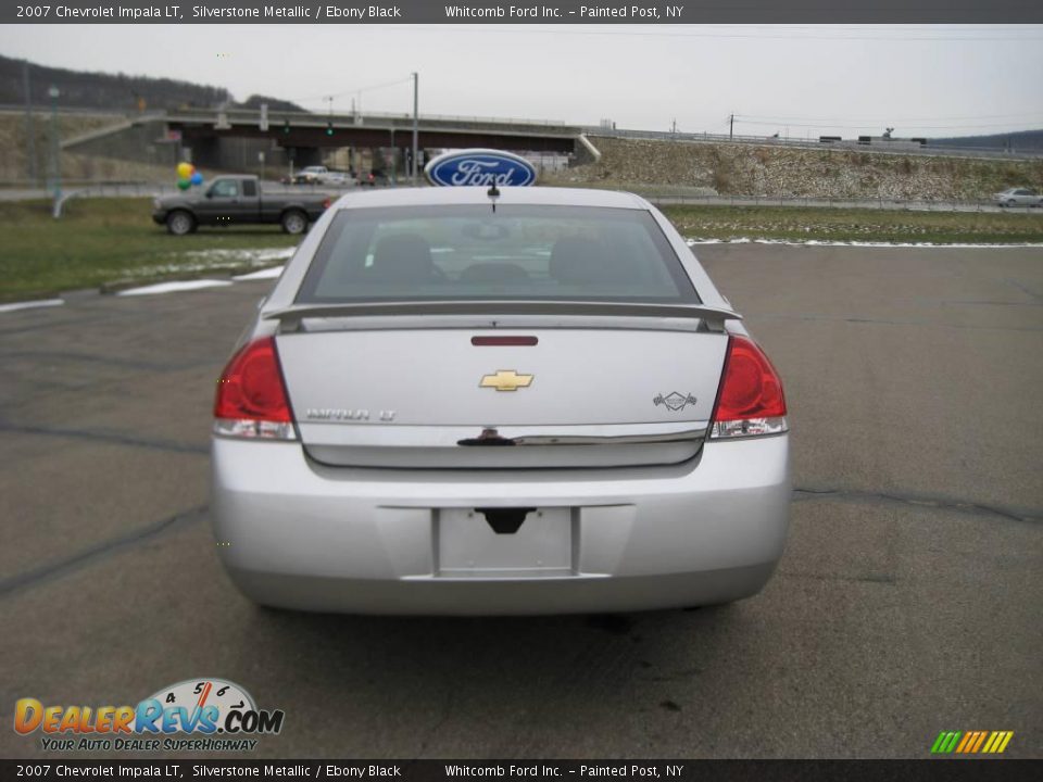 2007 Chevrolet Impala LT Silverstone Metallic / Ebony Black Photo #16