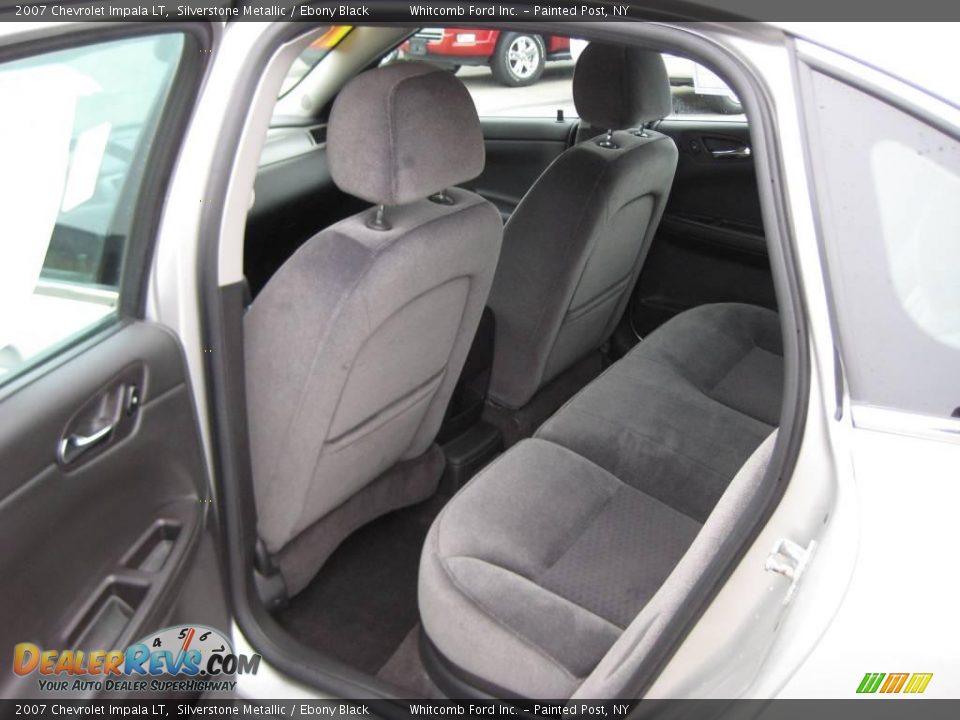 2007 Chevrolet Impala LT Silverstone Metallic / Ebony Black Photo #19