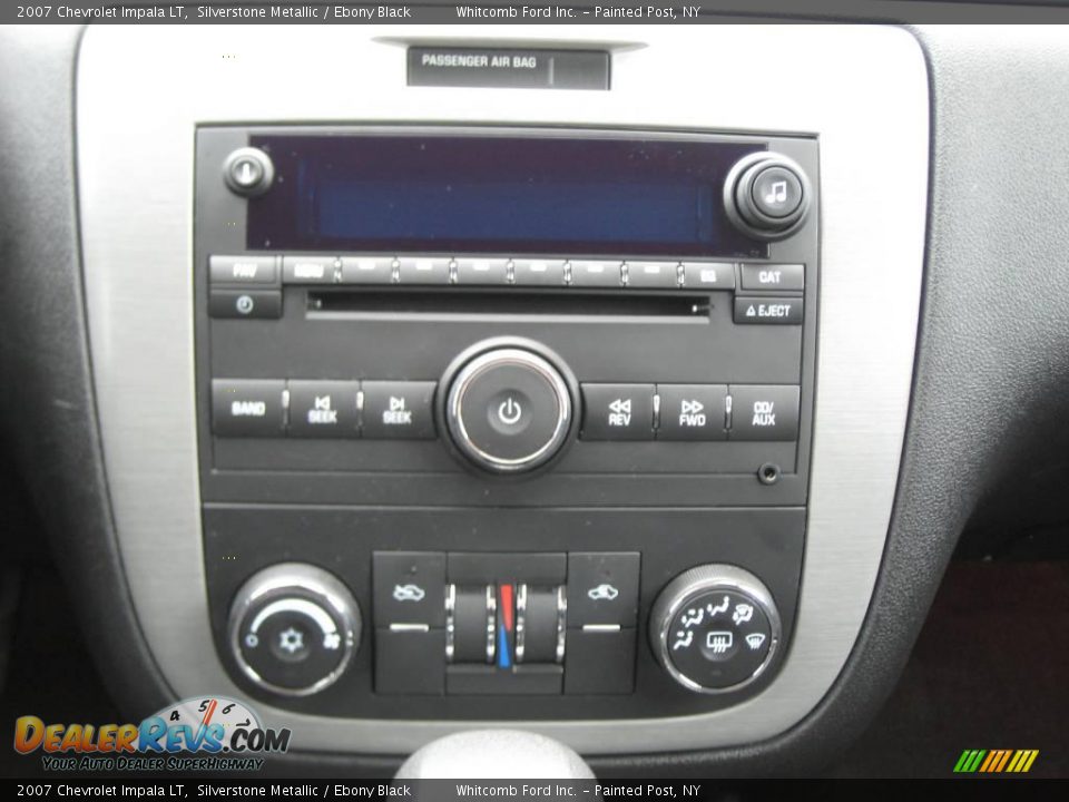 2007 Chevrolet Impala LT Silverstone Metallic / Ebony Black Photo #24