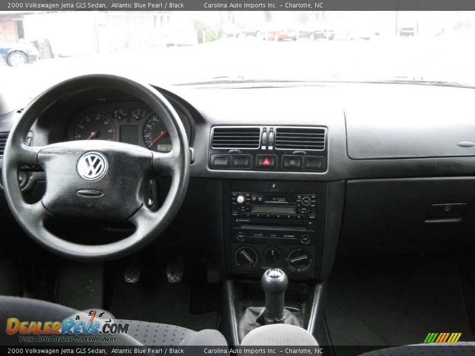 2000 Volkswagen Jetta GLS Sedan Atlantic Blue Pearl / Black Photo #11