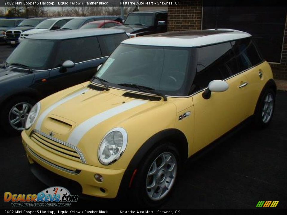 2002 Mini Cooper S Hardtop Liquid Yellow / Panther Black Photo #1