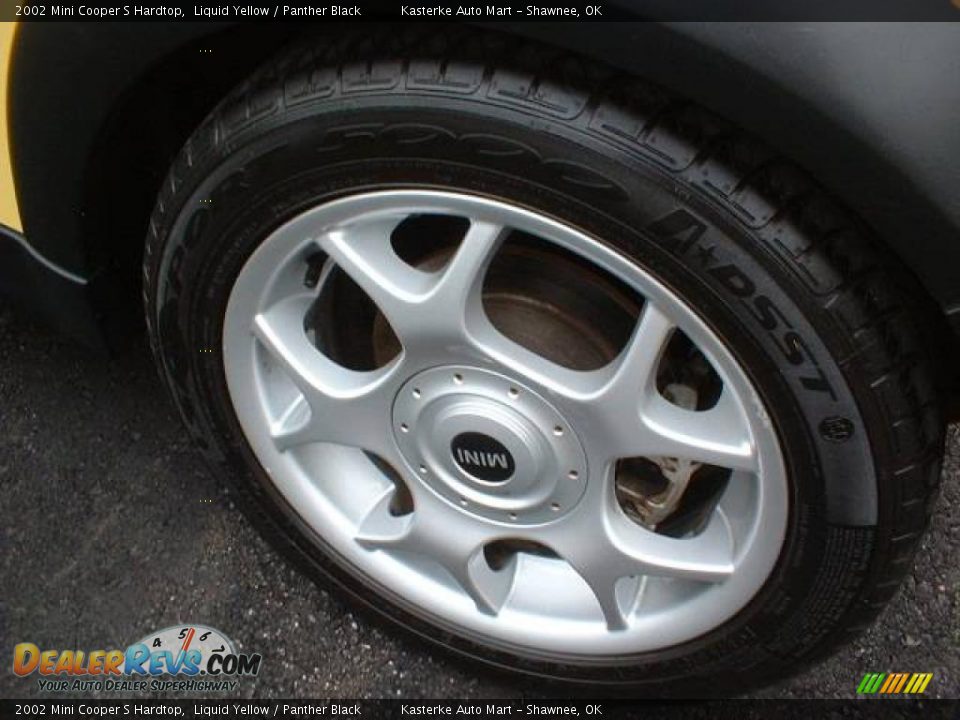2002 Mini Cooper S Hardtop Liquid Yellow / Panther Black Photo #10