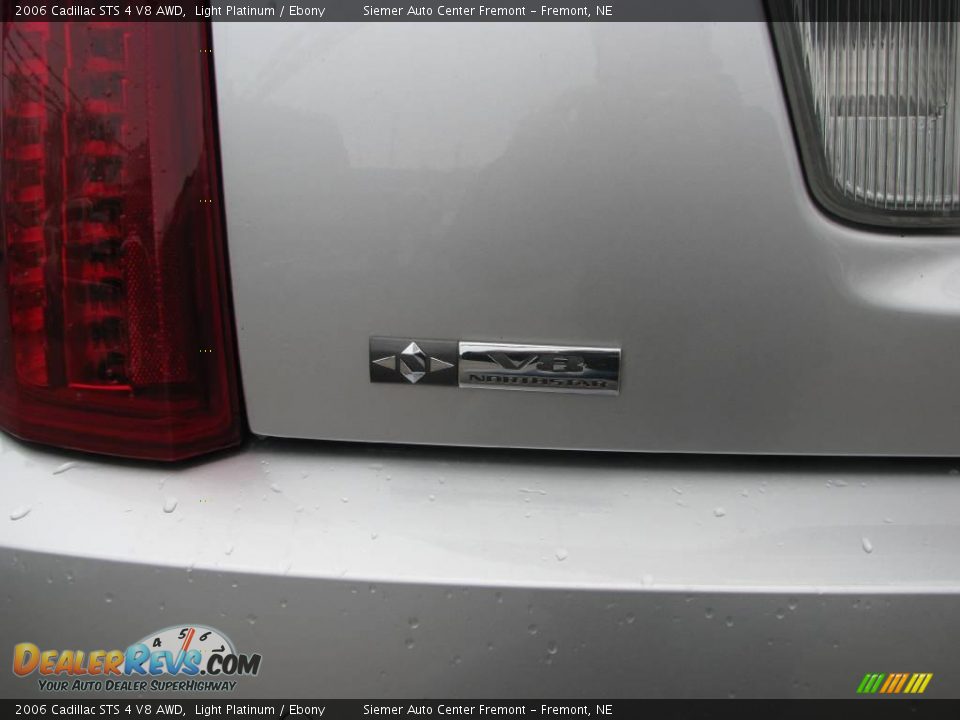 2006 Cadillac STS 4 V8 AWD Light Platinum / Ebony Photo #12