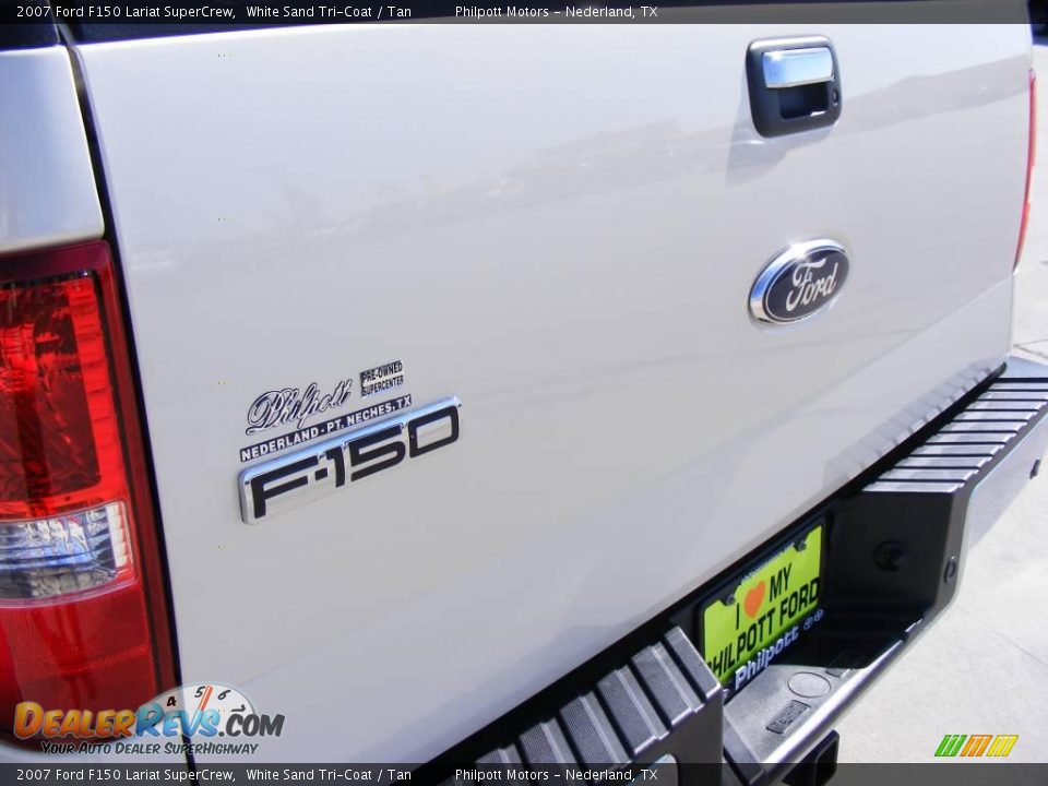 2007 Ford F150 Lariat SuperCrew White Sand Tri-Coat / Tan Photo #14