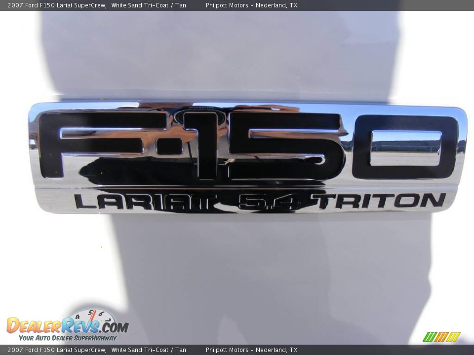 2007 Ford F150 Lariat SuperCrew White Sand Tri-Coat / Tan Photo #18