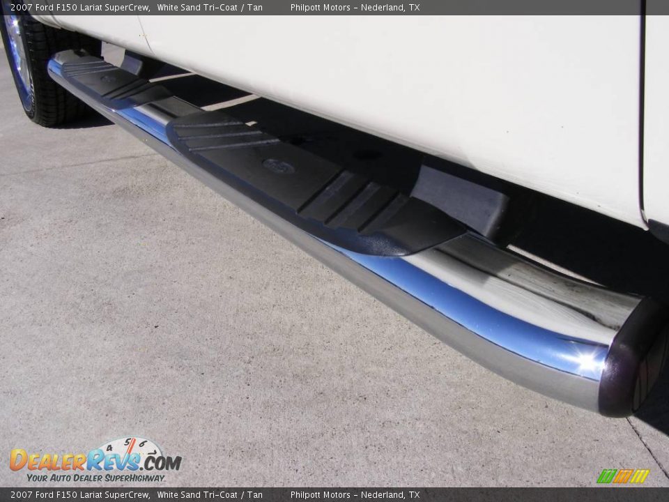 2007 Ford F150 Lariat SuperCrew White Sand Tri-Coat / Tan Photo #19