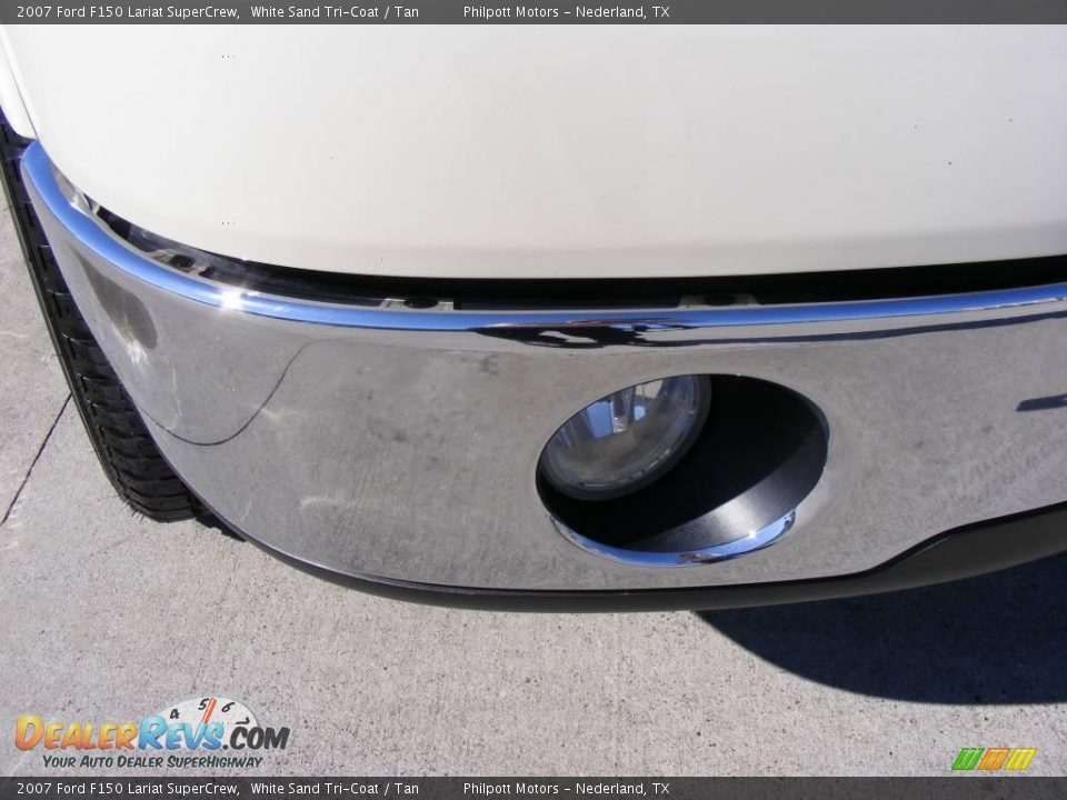 2007 Ford F150 Lariat SuperCrew White Sand Tri-Coat / Tan Photo #22