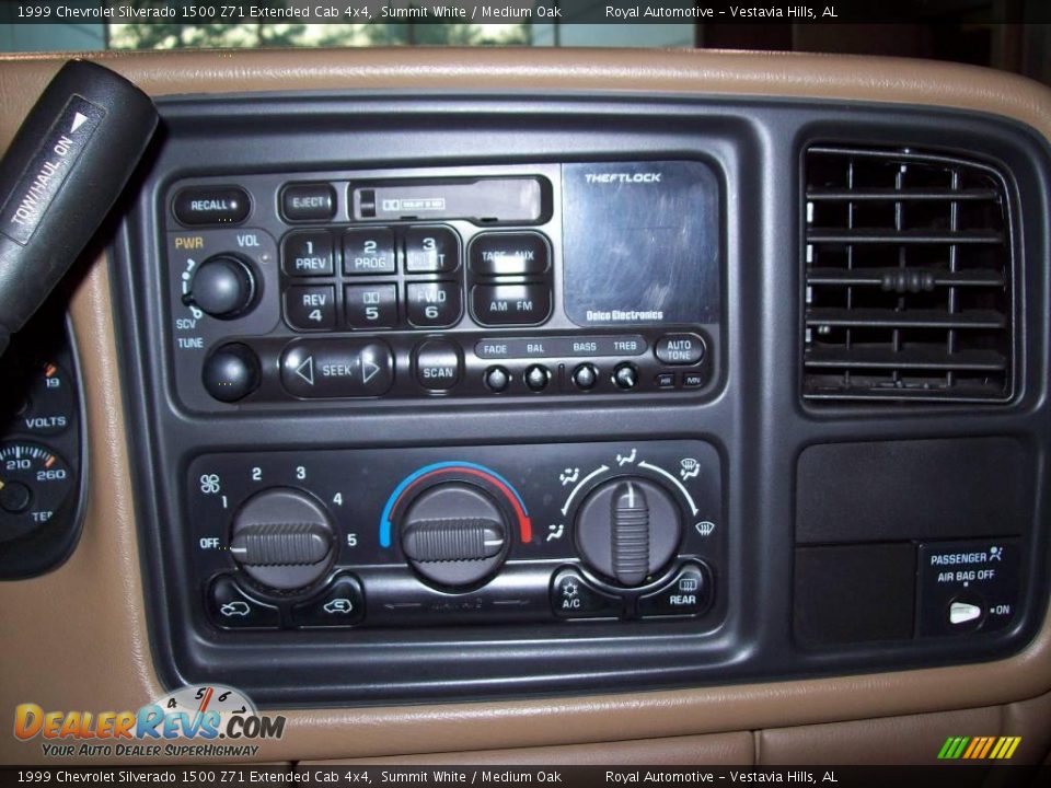 1999 Chevrolet Silverado 1500 Z71 Extended Cab 4x4 Summit White / Medium Oak Photo #11