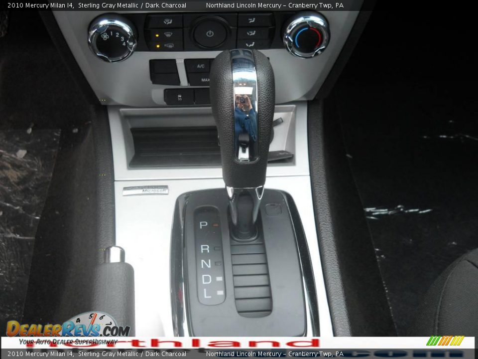 2010 Mercury Milan I4 Sterling Gray Metallic / Dark Charcoal Photo #18