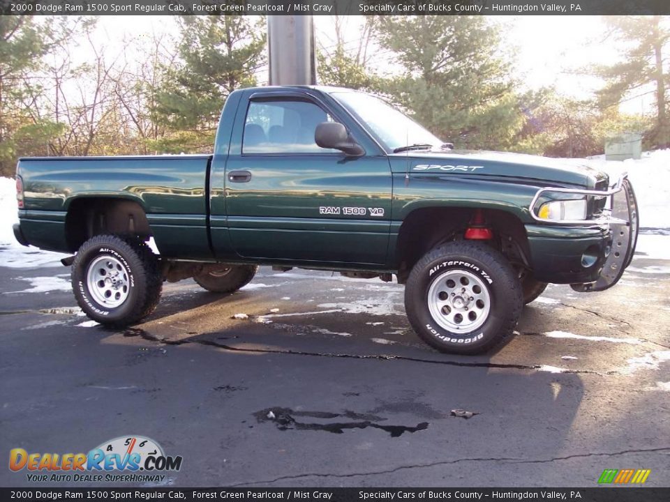 2000 Dodge Ram 1500 Sport Regular Cab Forest Green Pearlcoat / Mist Gray Photo #17