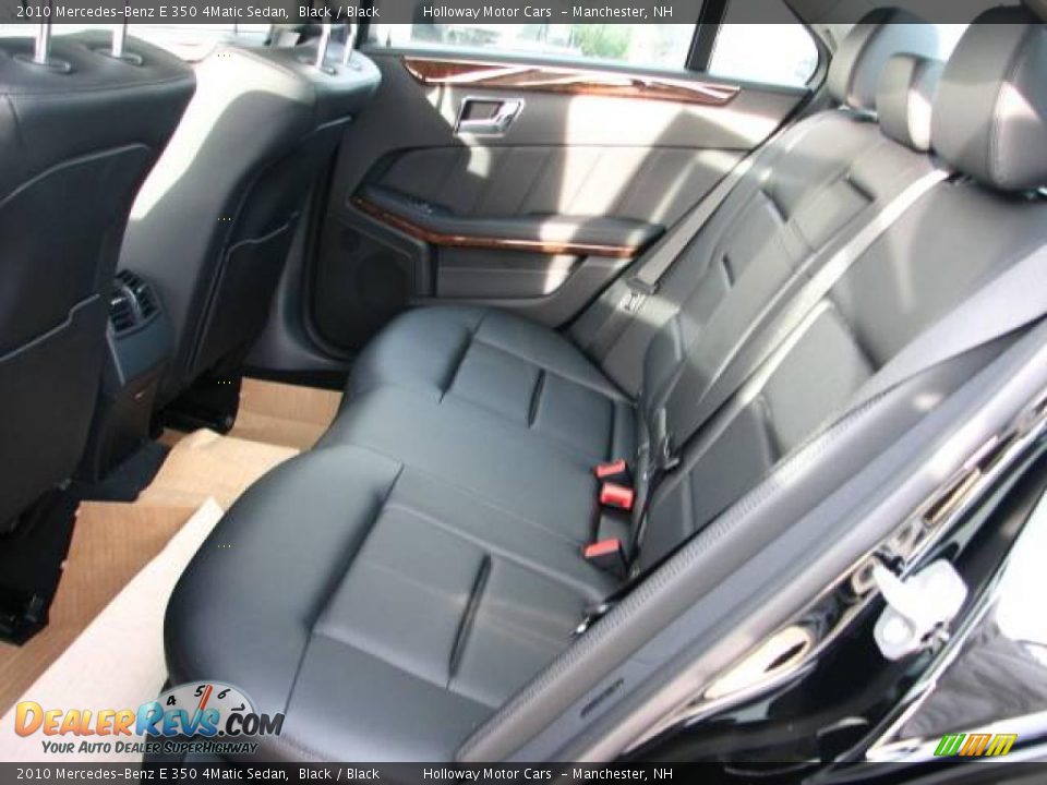 2010 Mercedes-Benz E 350 4Matic Sedan Black / Black Photo #5
