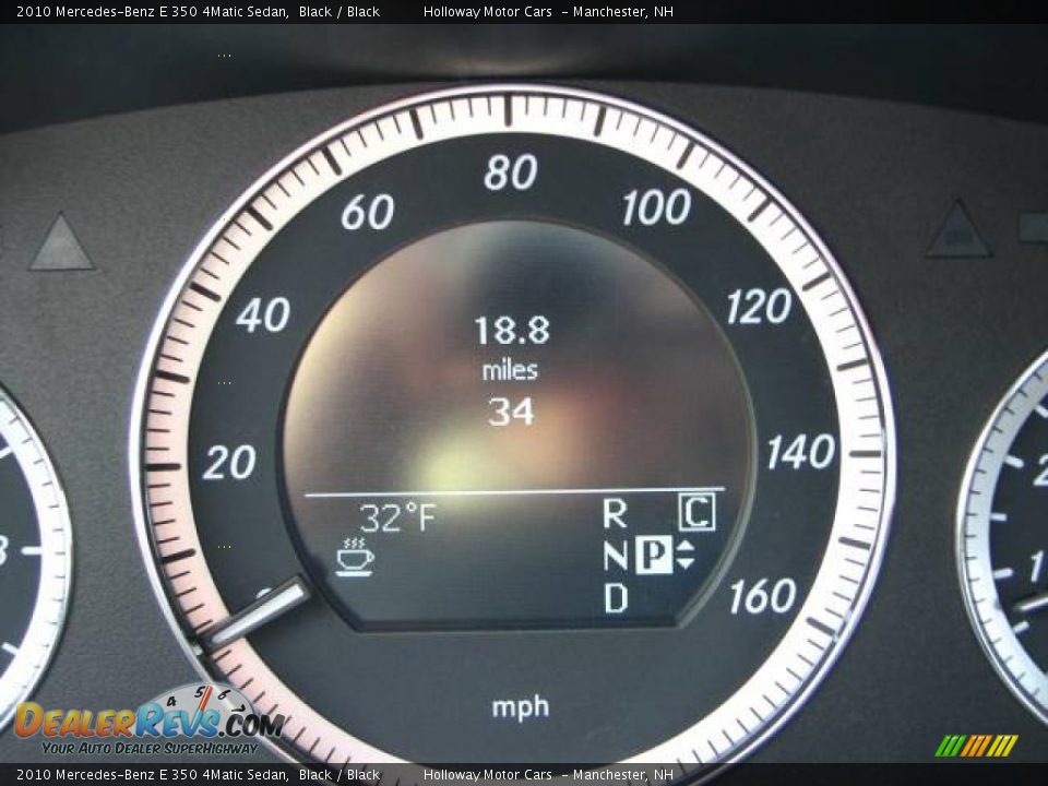 2010 Mercedes-Benz E 350 4Matic Sedan Black / Black Photo #8