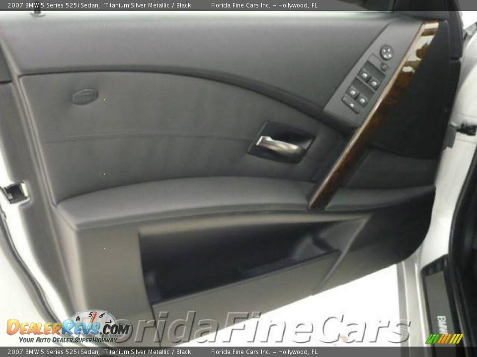 2007 BMW 5 Series 525i Sedan Titanium Silver Metallic / Black Photo #11