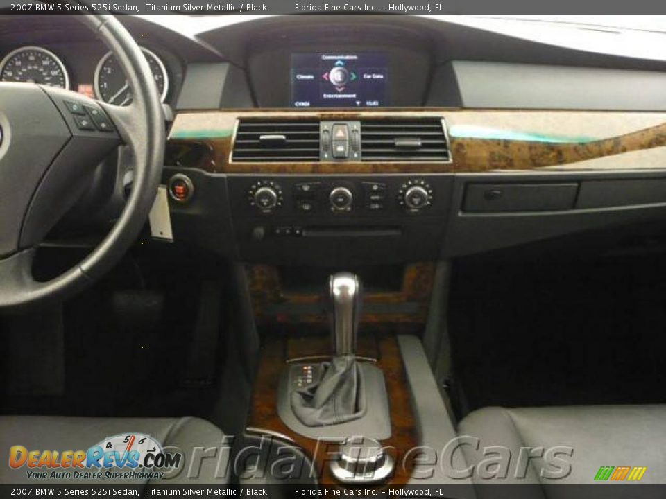 2007 BMW 5 Series 525i Sedan Titanium Silver Metallic / Black Photo #16