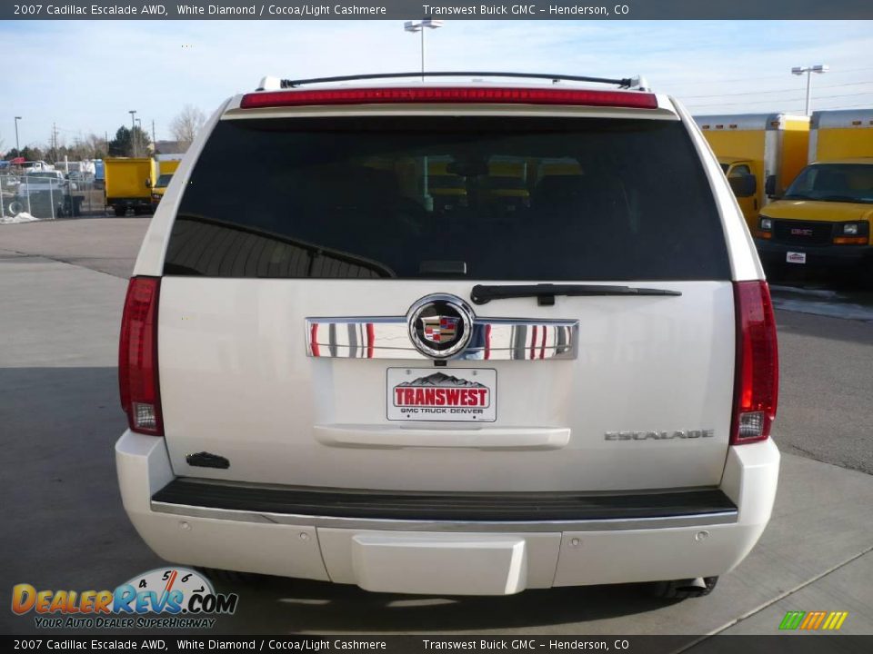 2007 Cadillac Escalade AWD White Diamond / Cocoa/Light Cashmere Photo #5