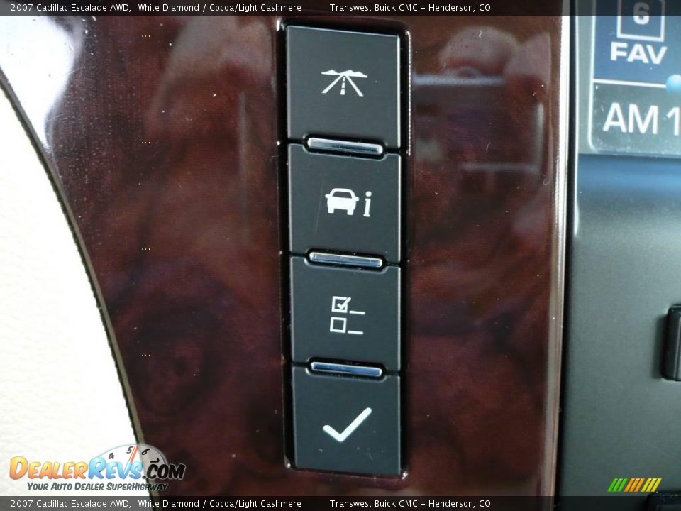 2007 Cadillac Escalade AWD White Diamond / Cocoa/Light Cashmere Photo #23