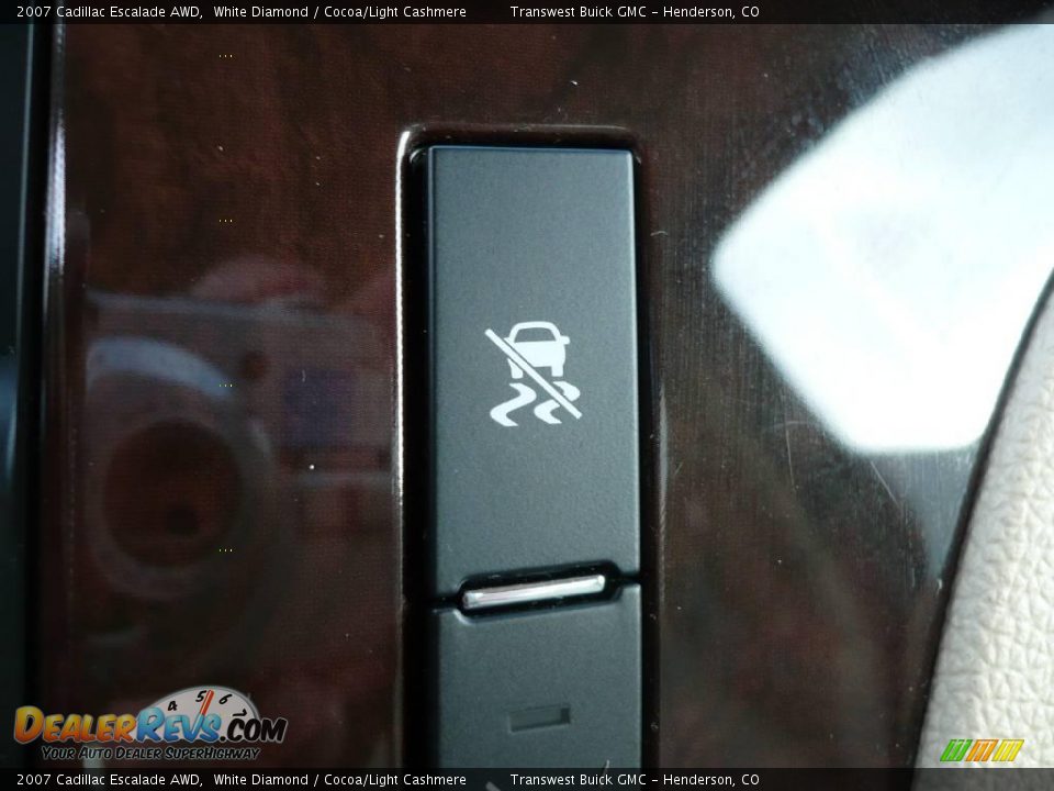 2007 Cadillac Escalade AWD White Diamond / Cocoa/Light Cashmere Photo #29