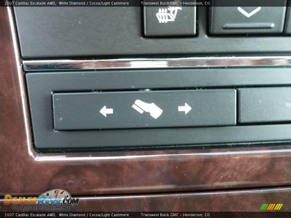 2007 Cadillac Escalade AWD White Diamond / Cocoa/Light Cashmere Photo #33