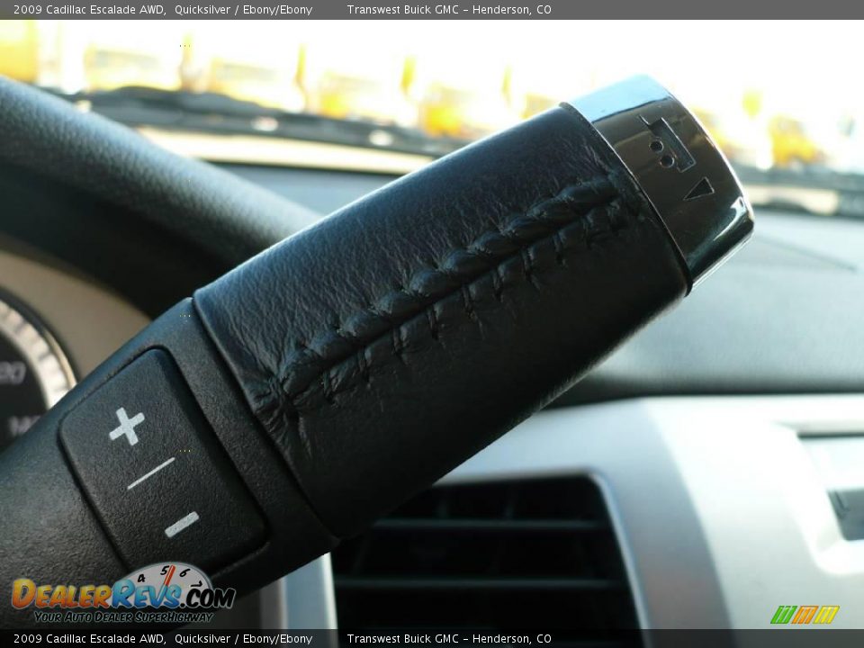 2009 Cadillac Escalade AWD Quicksilver / Ebony/Ebony Photo #24