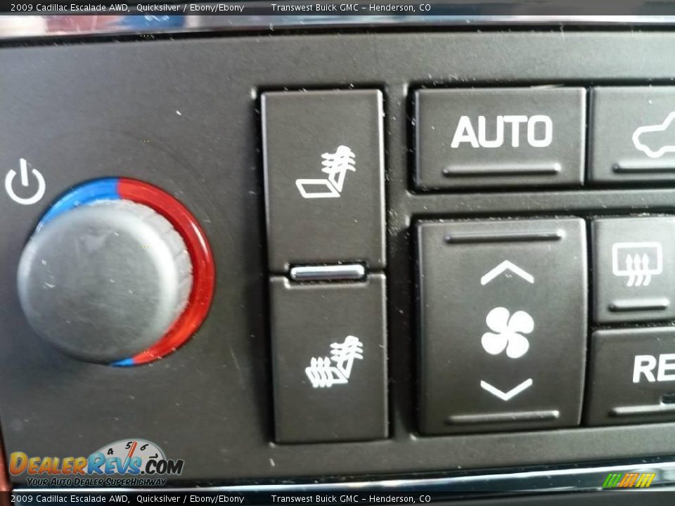 2009 Cadillac Escalade AWD Quicksilver / Ebony/Ebony Photo #34