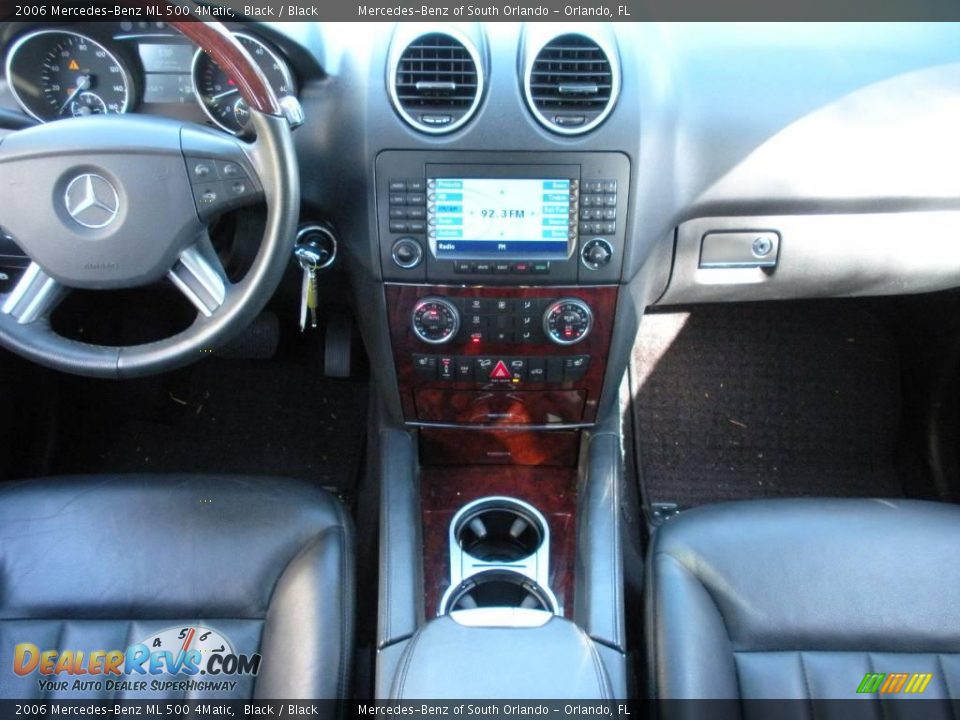 2006 Mercedes-Benz ML 500 4Matic Black / Black Photo #17