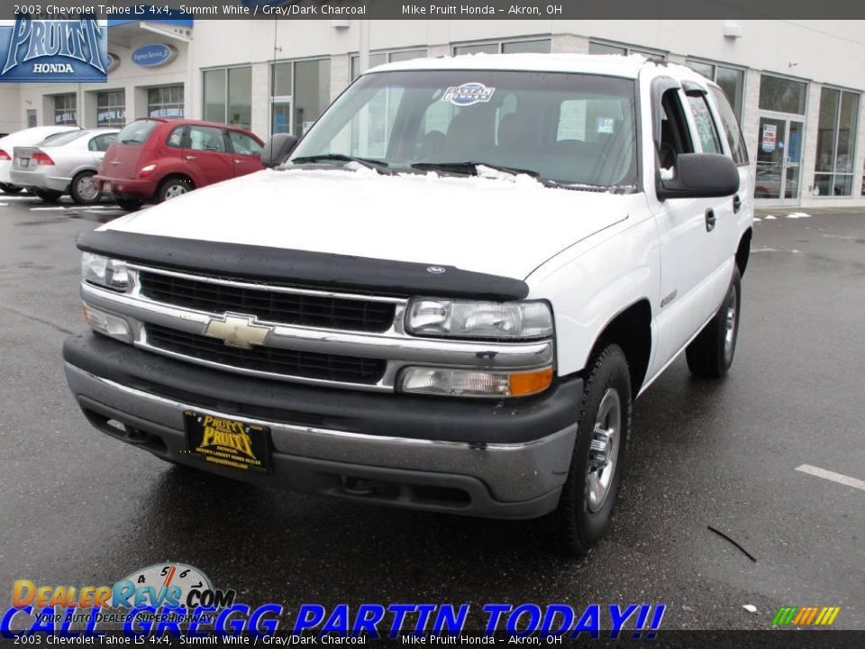 2003 Chevrolet Tahoe LS 4x4 Summit White / Gray/Dark Charcoal Photo #3