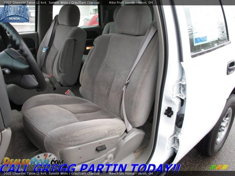 2003 Chevrolet Tahoe LS 4x4 Summit White / Gray/Dark Charcoal Photo #11