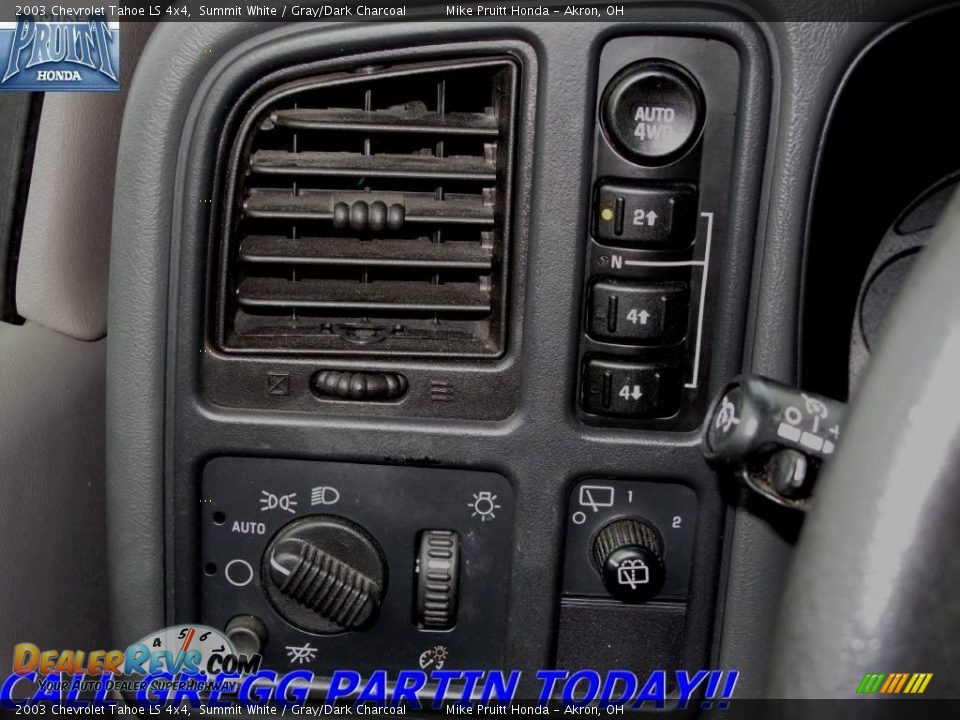 2003 Chevrolet Tahoe LS 4x4 Summit White / Gray/Dark Charcoal Photo #20
