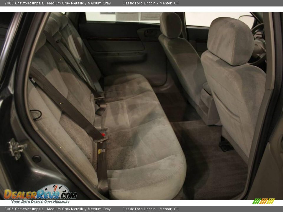 2005 Chevrolet Impala Medium Gray Metallic / Medium Gray Photo #14