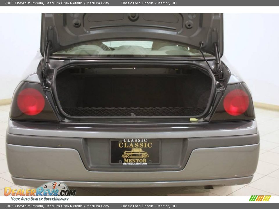 2005 Chevrolet Impala Medium Gray Metallic / Medium Gray Photo #16