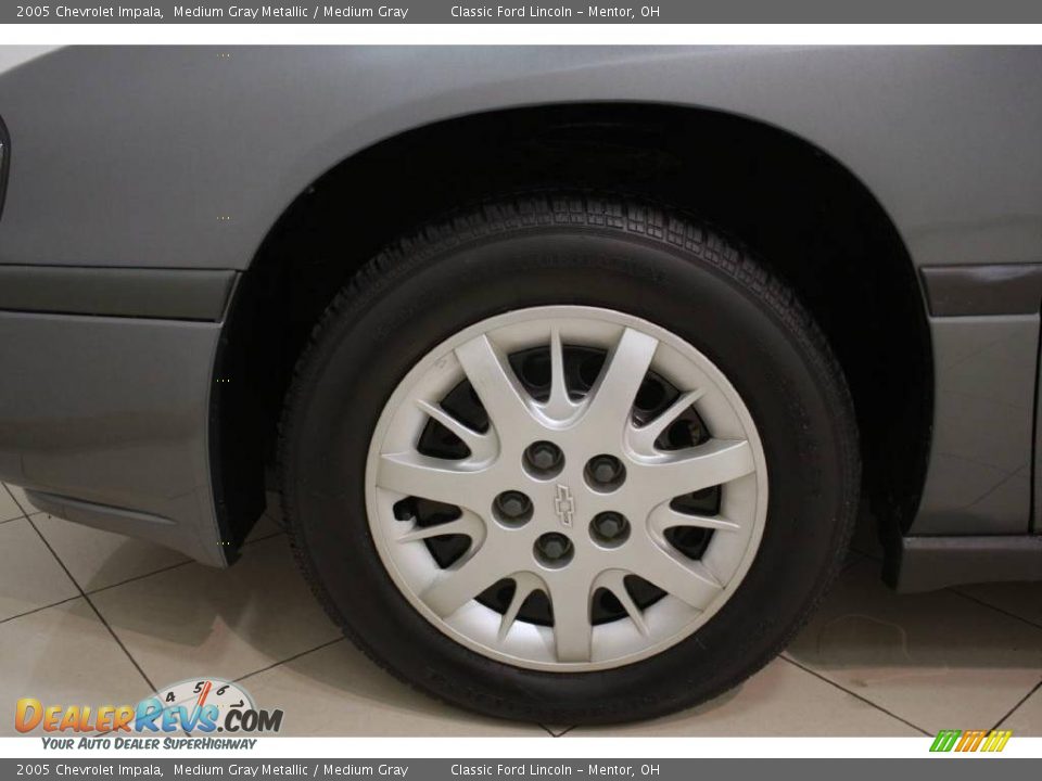 2005 Chevrolet Impala Medium Gray Metallic / Medium Gray Photo #18