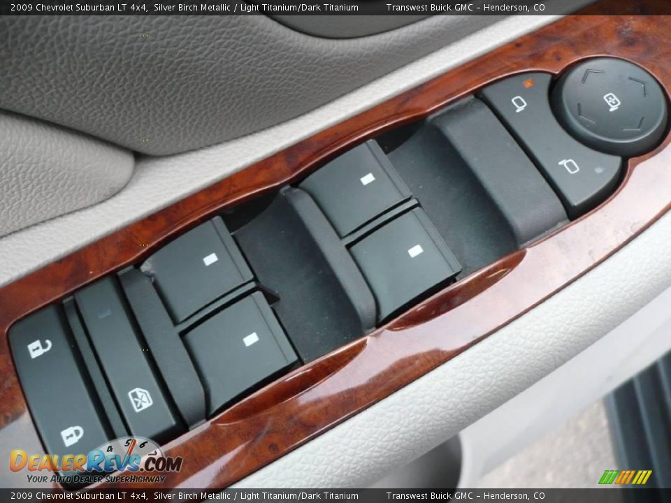 2009 Chevrolet Suburban LT 4x4 Silver Birch Metallic / Light Titanium/Dark Titanium Photo #8