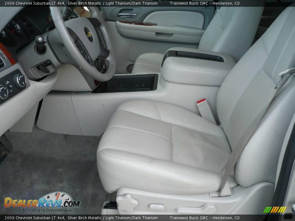 2009 Chevrolet Suburban LT 4x4 Silver Birch Metallic / Light Titanium/Dark Titanium Photo #9