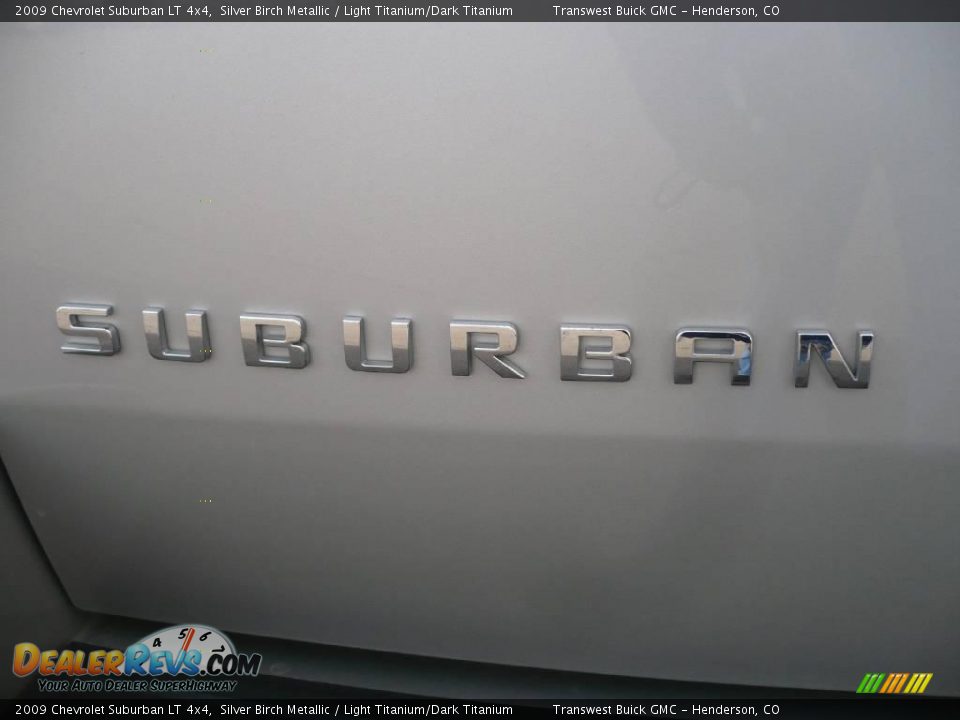 2009 Chevrolet Suburban LT 4x4 Silver Birch Metallic / Light Titanium/Dark Titanium Photo #12