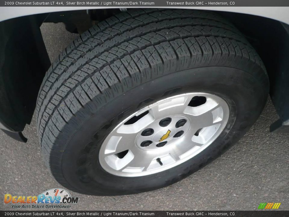 2009 Chevrolet Suburban LT 4x4 Silver Birch Metallic / Light Titanium/Dark Titanium Photo #22