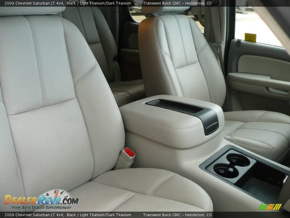 2009 Chevrolet Suburban LT 4x4 Black / Light Titanium/Dark Titanium Photo #16