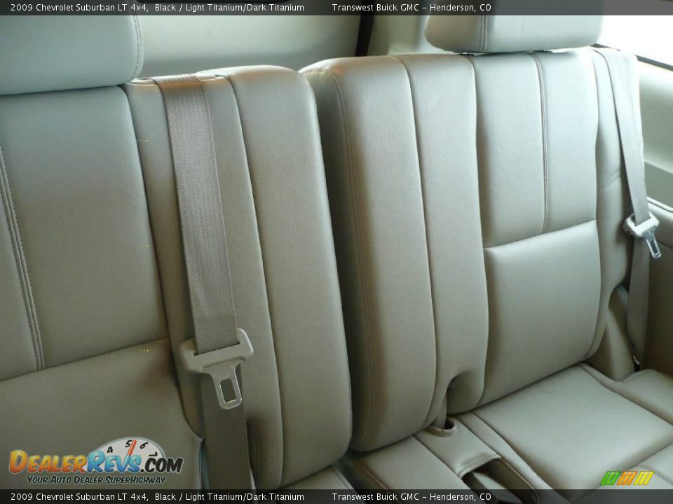 2009 Chevrolet Suburban LT 4x4 Black / Light Titanium/Dark Titanium Photo #18