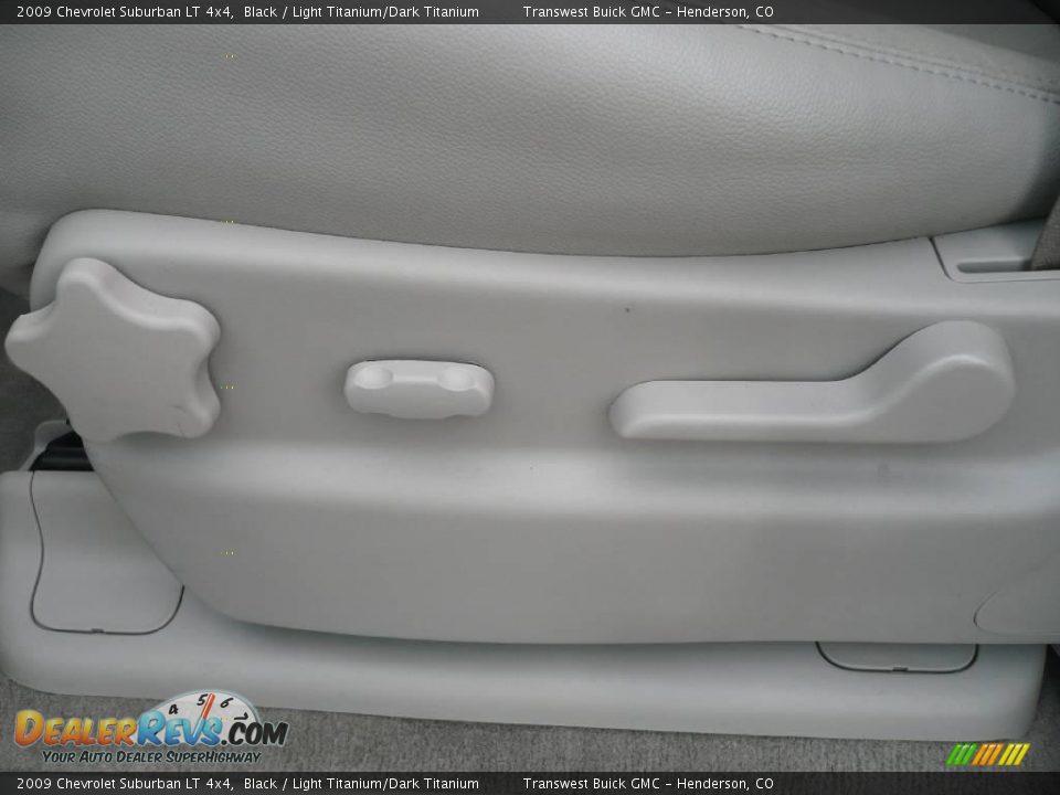 2009 Chevrolet Suburban LT 4x4 Black / Light Titanium/Dark Titanium Photo #23