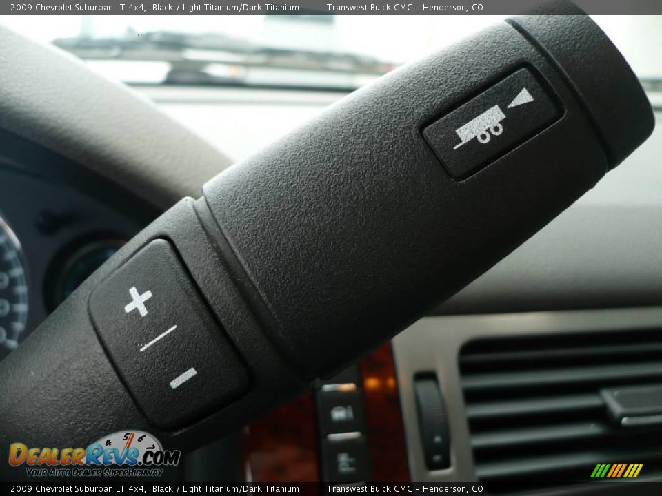 2009 Chevrolet Suburban LT 4x4 Black / Light Titanium/Dark Titanium Photo #27