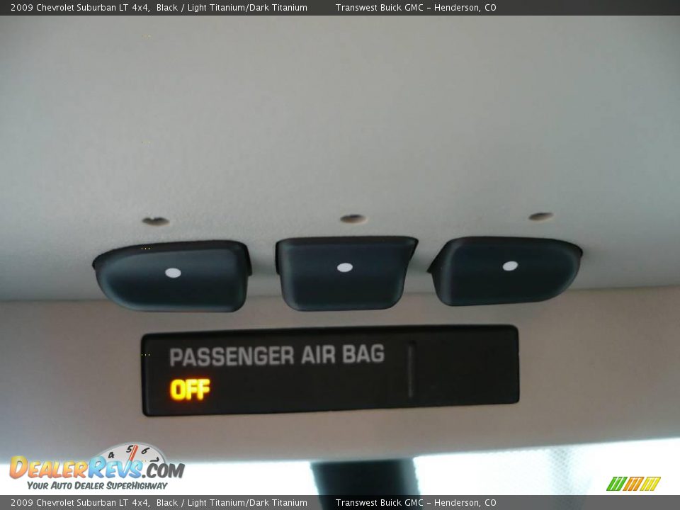 2009 Chevrolet Suburban LT 4x4 Black / Light Titanium/Dark Titanium Photo #32